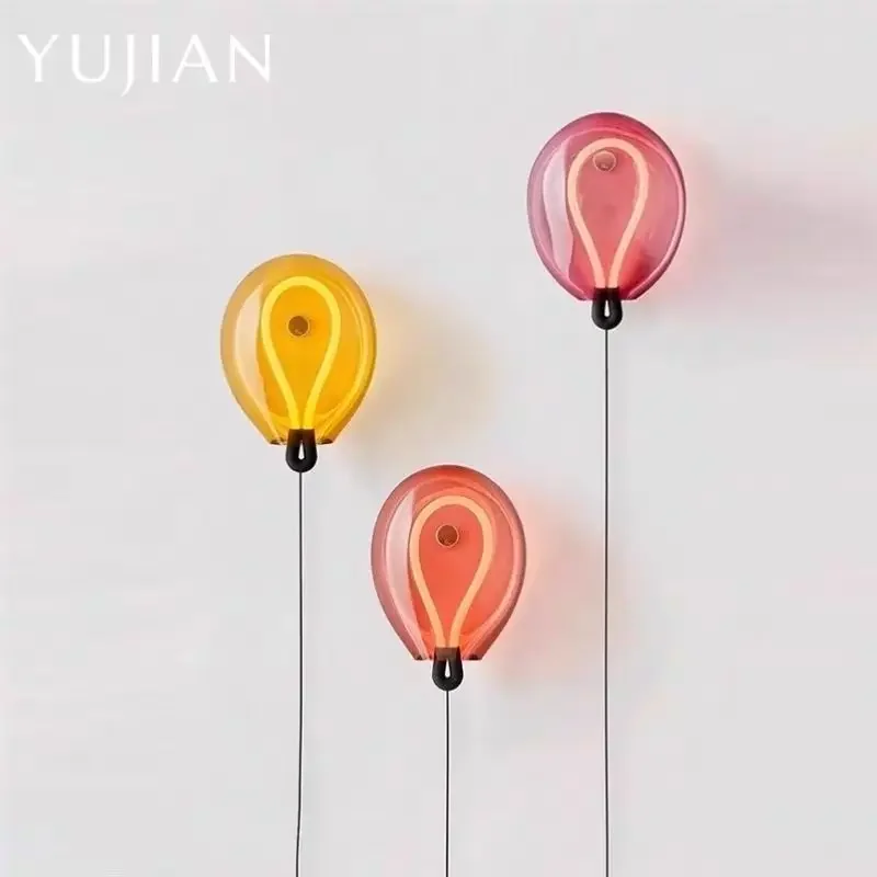 Lampe murale LED en verre colo - Led Balloon Light avis et prix